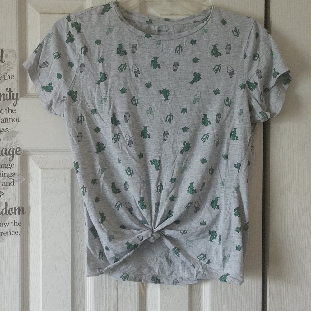 💙 3/$25 Cactus tee